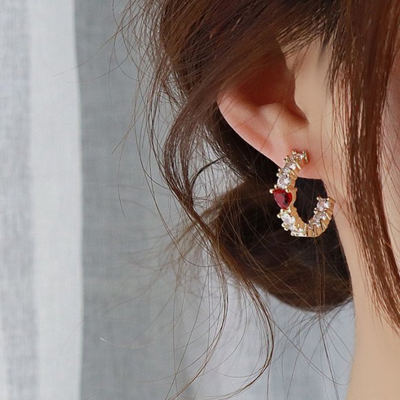 NEW 14K Gold Plated Diamond Heart Hoop Earrings - Picture 2 of 9